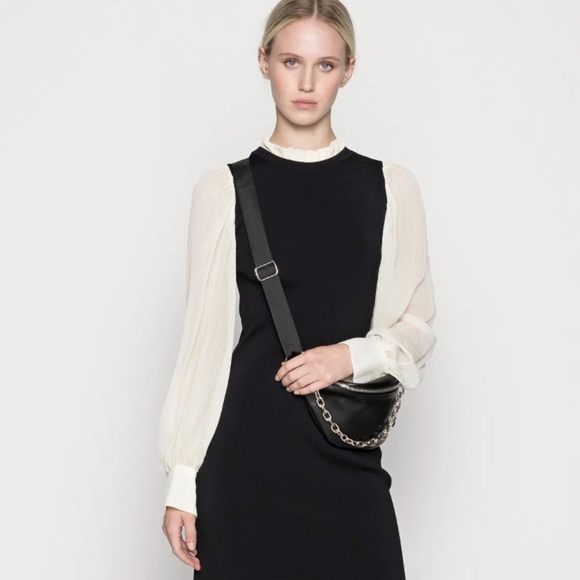 NWOT Zara Blouse Black knit body Off-White Puffy Statement Long Sleeve S - Picture 5 of 15